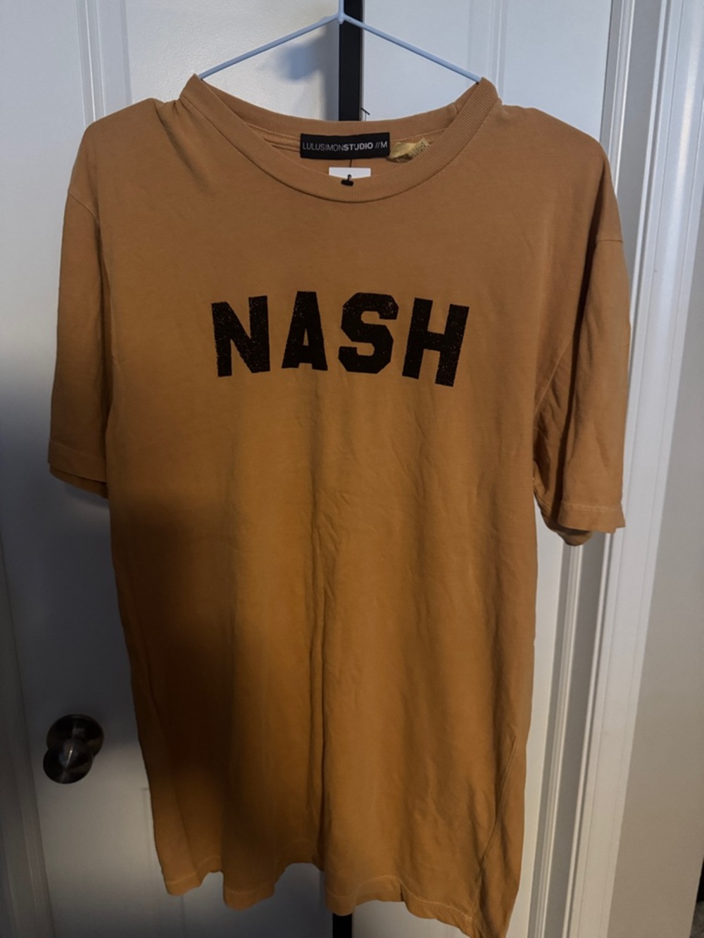 Lulusimon Studio NASH Graphic Tee - Tan